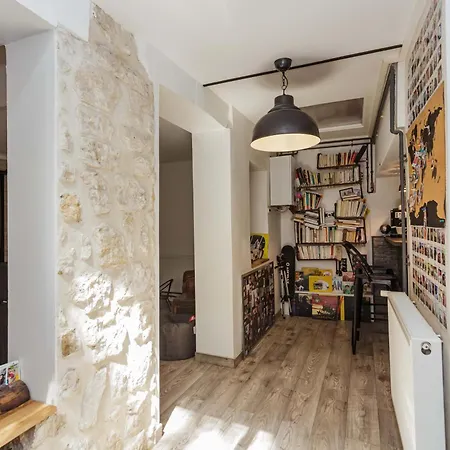 Comme Maison à *
